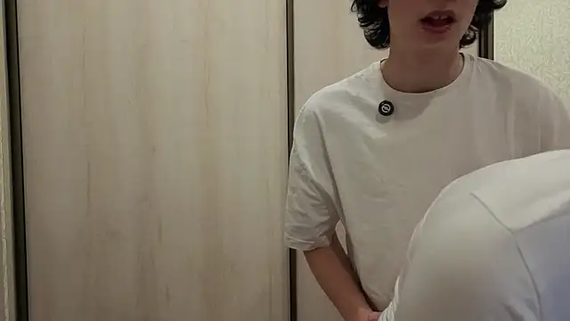 CryBabyVital's Webcam Show