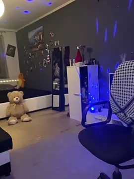Mohdollmen XXX чат на живо