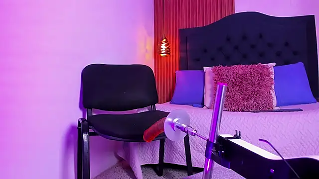 Hisoka_011 Adlı Modelin Canlı XXX Sohbeti