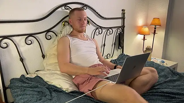 pavelrey Show Webcam