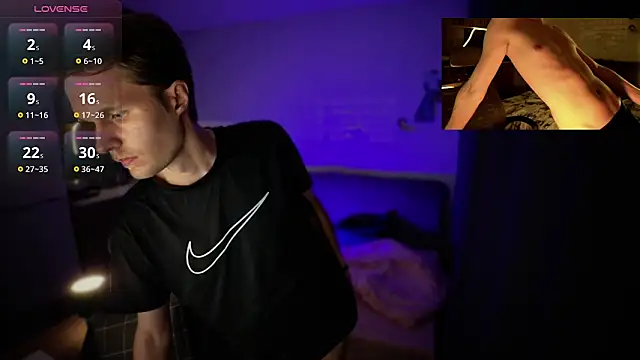 عرض كام Leonnextdoor