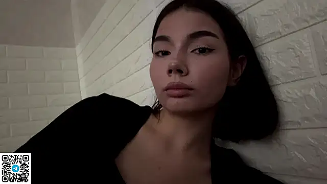 MarylnMonnier Chat XXX in diretta
