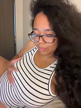XXX chat uživo modela XMara