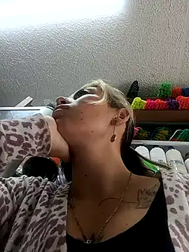 Chat XXX ao vivo de Tefannyy_