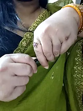 Anushka_flower Webcam-Show