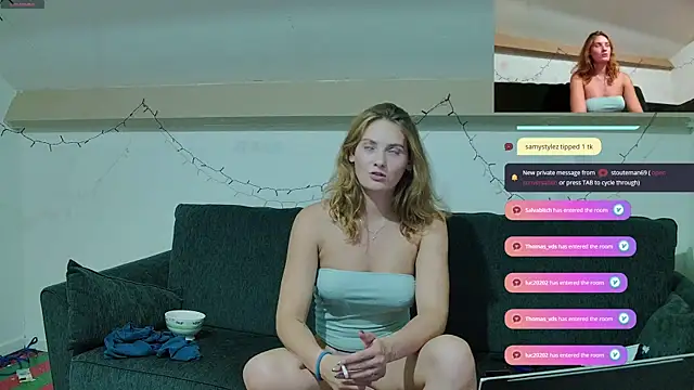 sweetsophie69 网络视讯表演