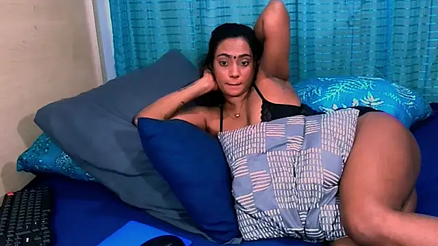 sexyindianchic's Live XXX Chat