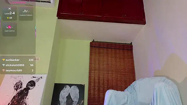 Emma__Blanco Adlı Modelin Canlı XXX Sohbeti