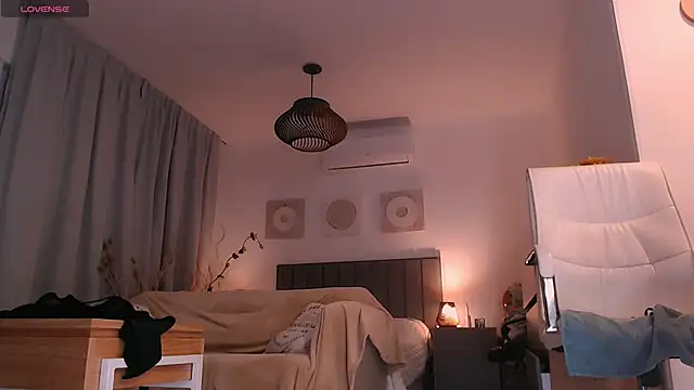 Tilly_Eliot – Naživo XXX chat