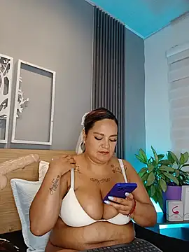 Chat XXX ao vivo de Elise-Leyton