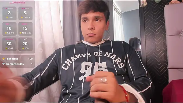 Thiago_Kozak Webcamshow