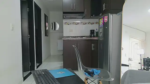 Chat +18 de grey___27 ao vivo