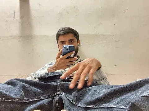 BBC_HORNY_GUJJU 网络视讯表演