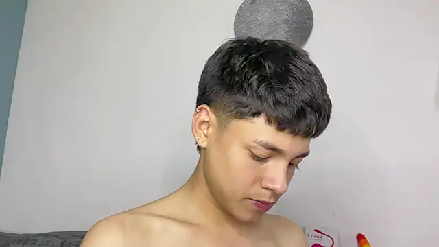 دردشة Andy_Belier23 الجنسية المباشرة