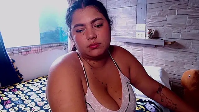 XXX chat uživo modela girl_milk2