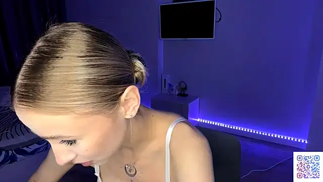 ClonedAge Show Webcam