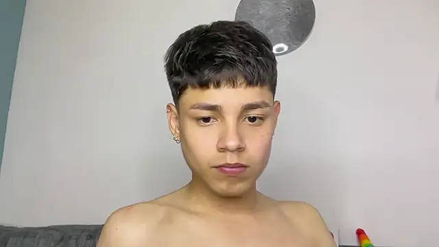 Andy_Belier23 Obrolan Langsung XXX