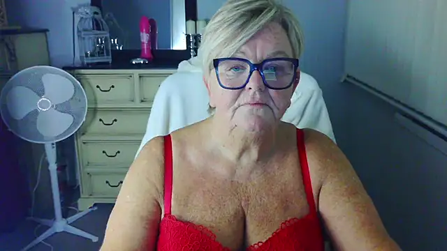 Chat XXX en directo de BridgetBlueEyes