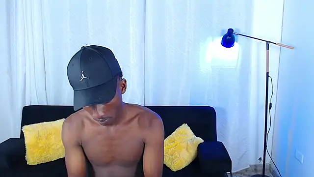 alexaandro18 网络视讯表演