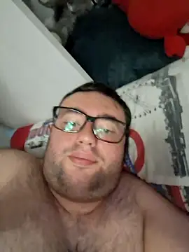 Javier_bear 即時 XXX 聊天