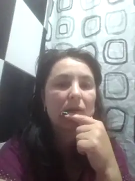 PolarLights35 Chat XXX live