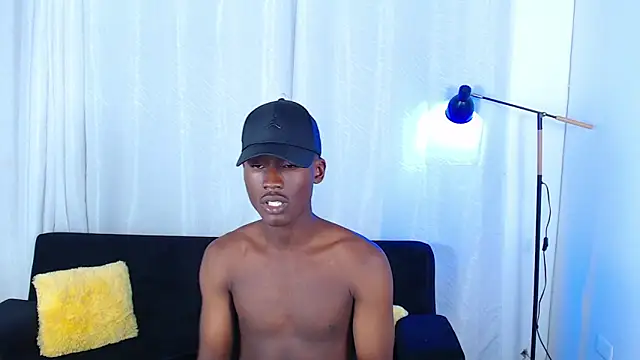 alexaandro18 网络视讯表演