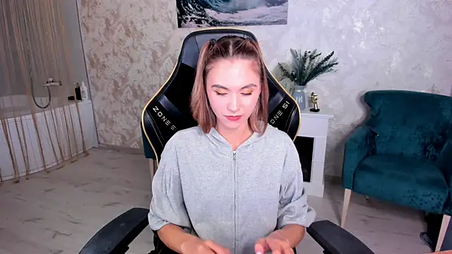 EllaCurtis' Live XXX Chat