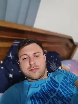 hugedickedd Show Webcam