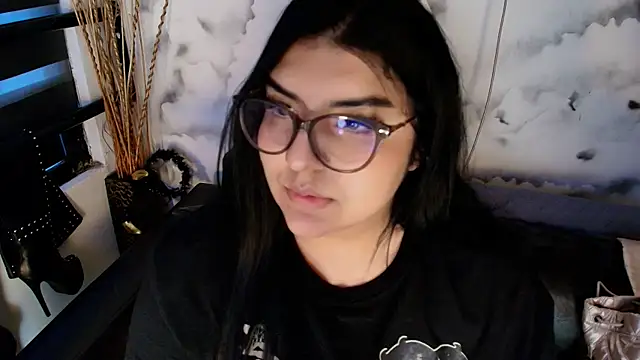 Chat +18 de VenusClark_S ao vivo