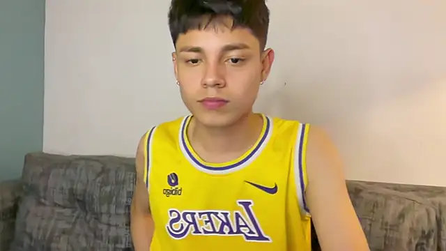دردشة Andy_Belier23 الجنسية المباشرة