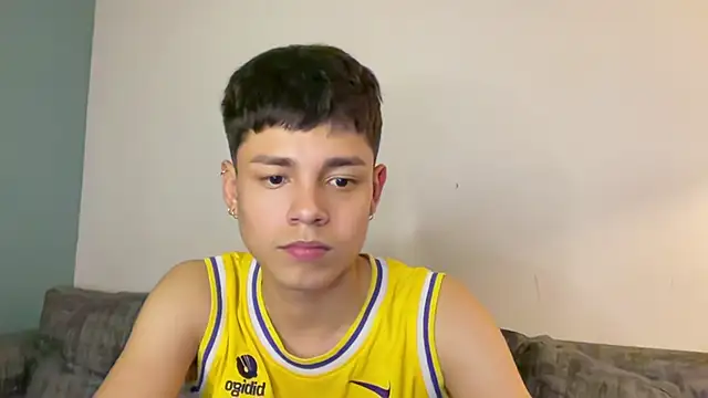 Chat XXX en directo de Andy_Belier23