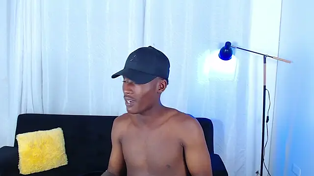alexaandro18's Webcam Show