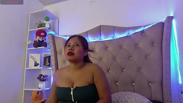 XXX chat uživo modela Madi_cutee