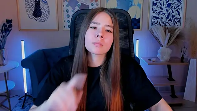 Živý XXX chat SayaHeartnet