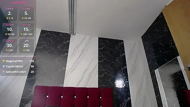 SofiaMoreno_: απευθείας συνομιλία ΧΧΧ