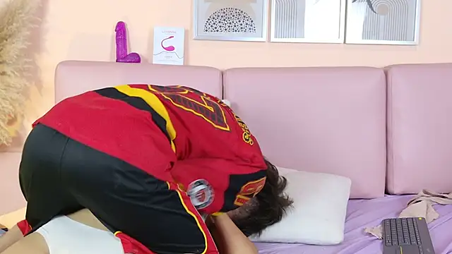 JazMaxxx 网络视讯表演