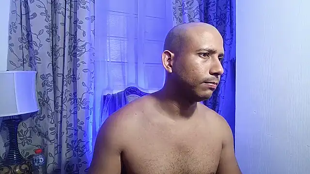 Онлайн чат XXX MatBrussel