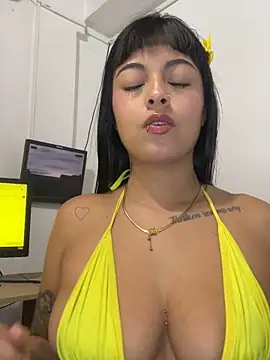 Dulce-diosa 现场XXX聊天