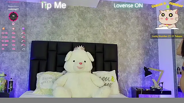 crystaldarliing's Live XXX Chat