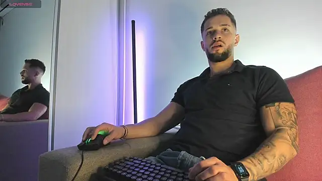 nicholasX1 Chat XXX live