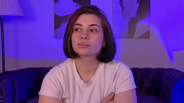 AdrianaToress' Live XXX Chat