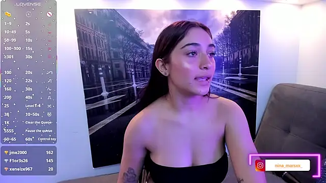 Nina-Mars Adlı Modelin Canlı XXX Sohbeti