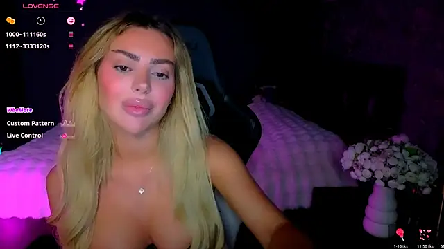 Ayla__Demir 网络视讯表演