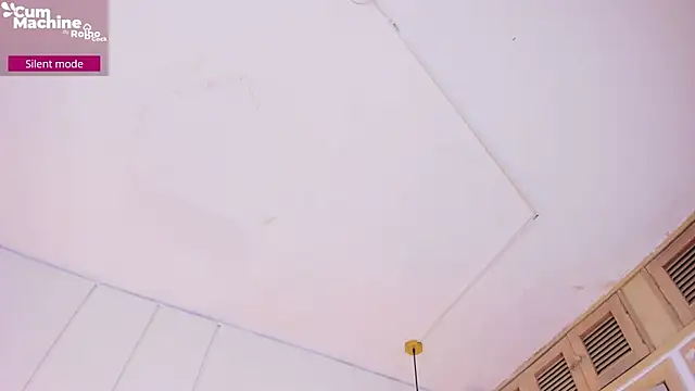 NahimiThompson's Live XXX Chat