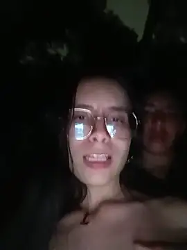 Lilith0423 现场XXX聊天