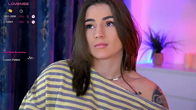AishaSins Chat XXX live