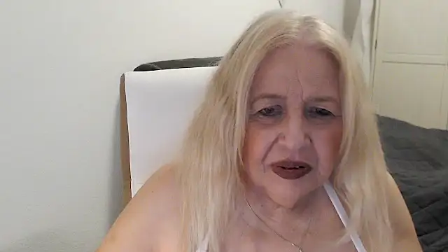 SusiLifeXXX – Live XXX-chat