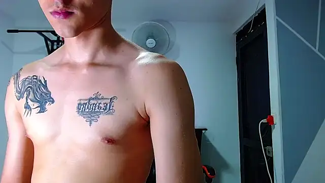 Show de ADAM_HOT na webcam