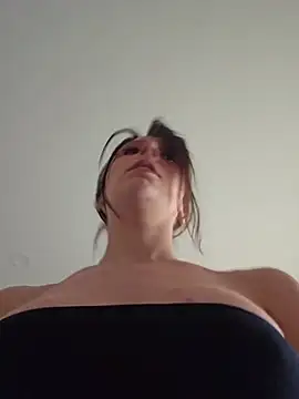 LilyOrion's Webcam Show