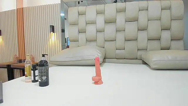 madelein_fosterr – Naživo XXX chat